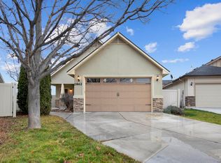 2862 N Vallin Ave, Meridian, ID 83646