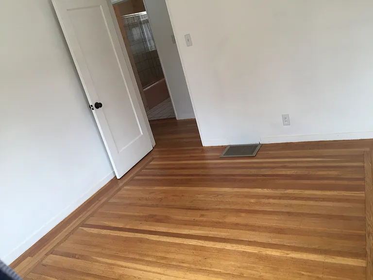 4438 Steele St — Photo 10