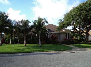 7701 Beluche Dr, Galveston, TX 77551