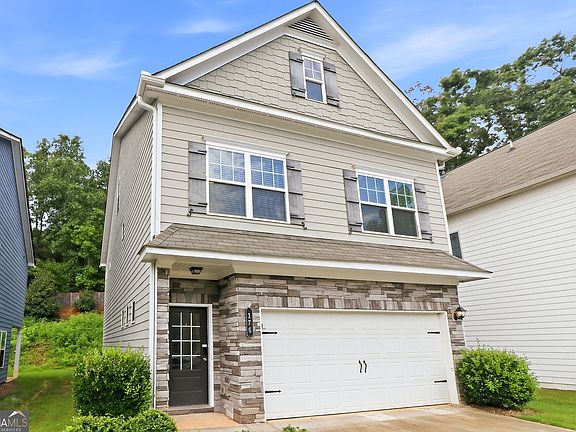2nd image of 176 Bryon Ln