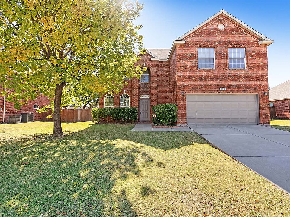 1st image of 1916 Peppertree Dr
