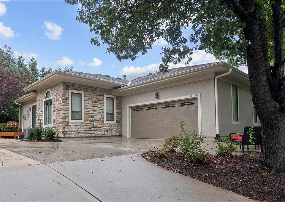 1st image of 6109 W 102nd Ct