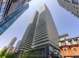 50 Charles St E #2701, Toronto, ON M4Y 0C3