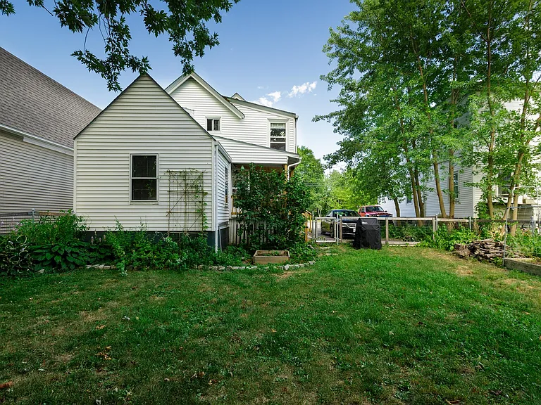 147 Stanford St #2 — Photo 18