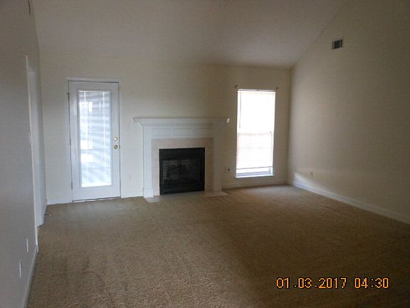 2nd image of 3437 Essex Pl
