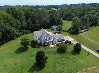 3137 Yorkshire Ln, Boonville, NC 27011