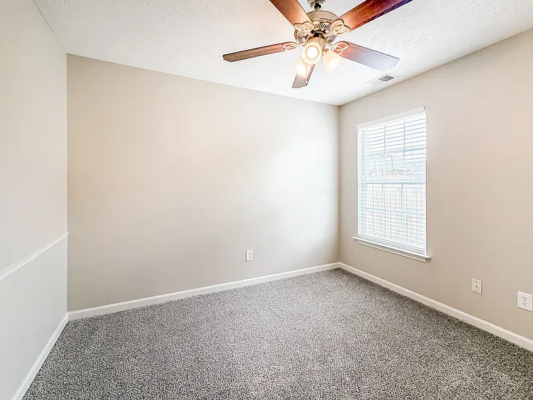 3360 Cornerstone Dr — Photo 15