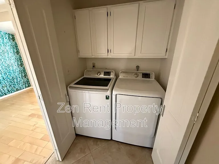 15448 N 63rd St — Photo 5