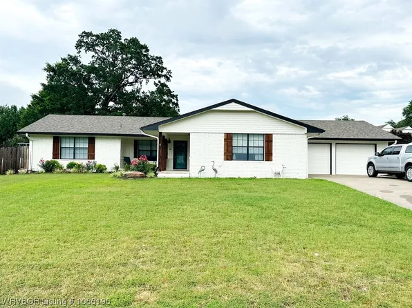 100 N Richardson Ave, Sallisaw, OK 74955