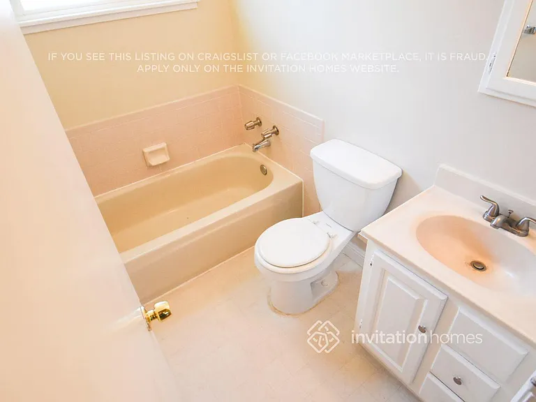 284 Yosemite Dr — Photo 10