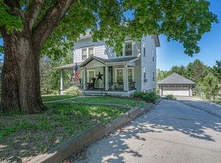 174 Leigh St, Clinton, NJ 08809