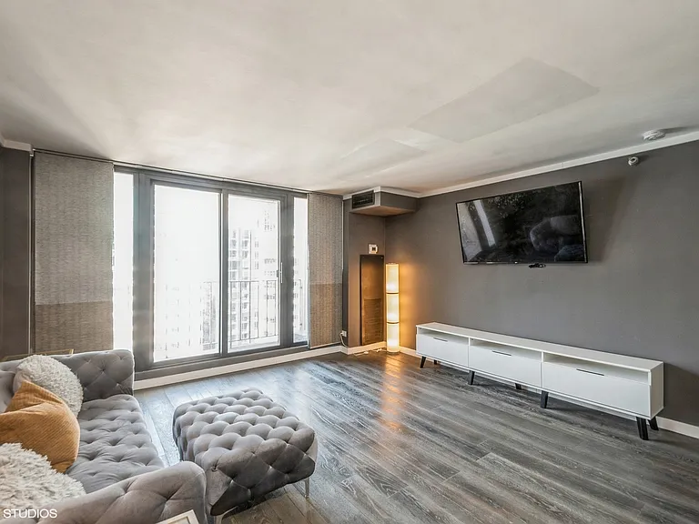 200 N Dearborn St #2608 — Photo 7