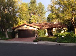 2874 Bottlebrush Dr, Los Angeles, CA 90077