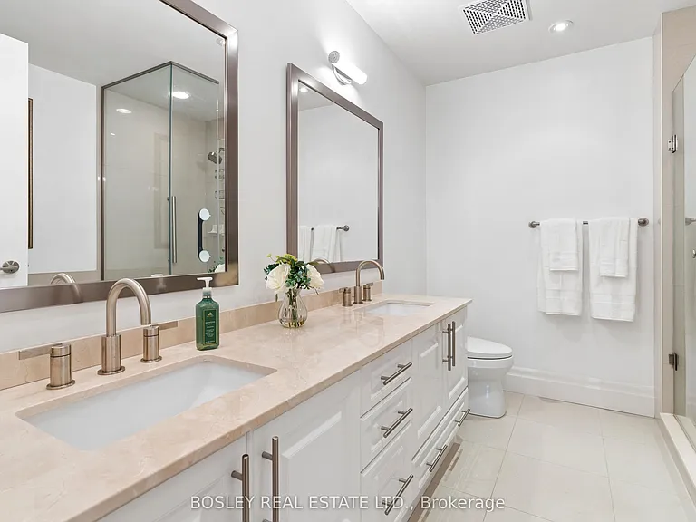 16 Harbour St #4501 — Photo 19
