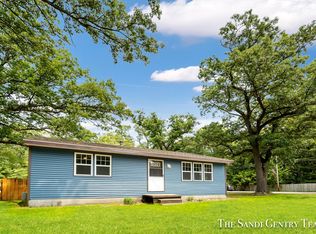 3588 Hall Rd, Muskegon, MI 49442