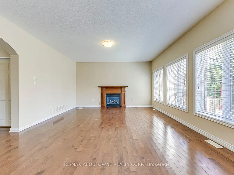 816 Roulston St — Photo 19