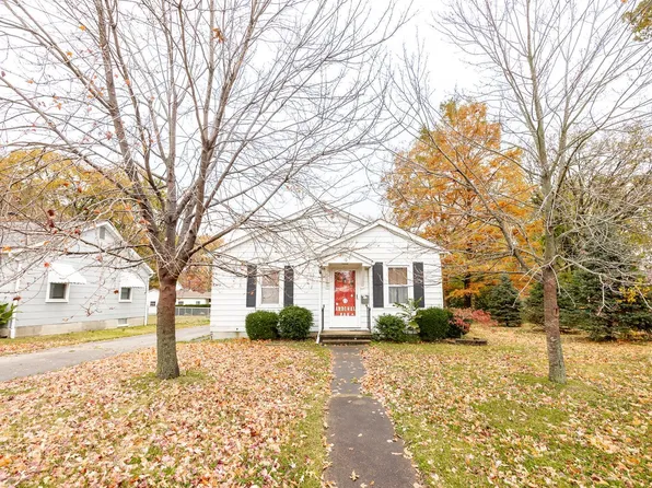 16 N County Rd, Mascoutah, IL 62258