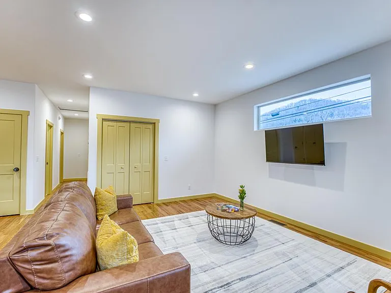 7 Sylvanella Ln — Photo 65