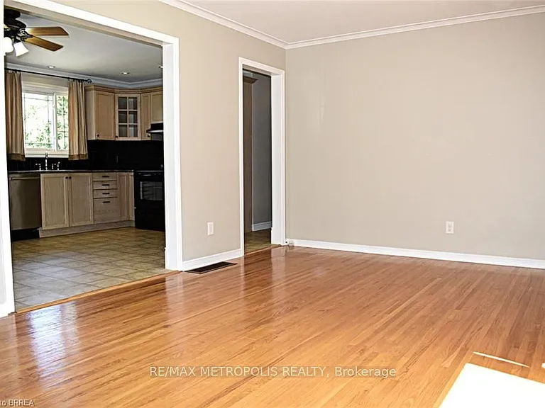 5 McCammon St #UPPER — Photo 7
