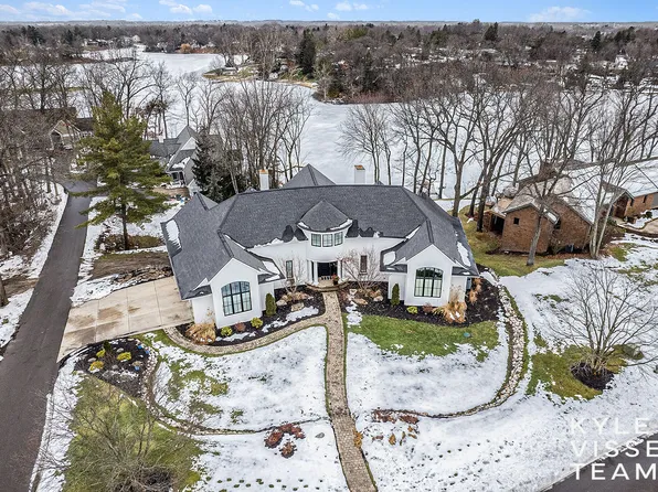 3745 Siebers Ln NE, Grand Rapids, MI 49525