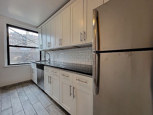 2nd image of 4601 Skillman Ave #E26