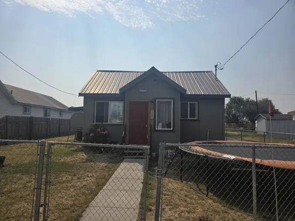 239-255 Siskiyou St, Tulelake, CA 96134