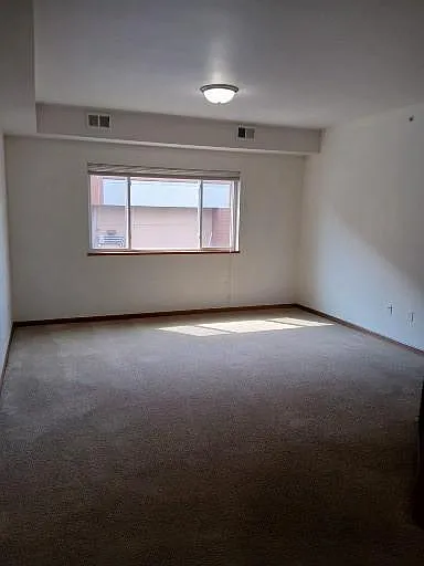 Unit Photo