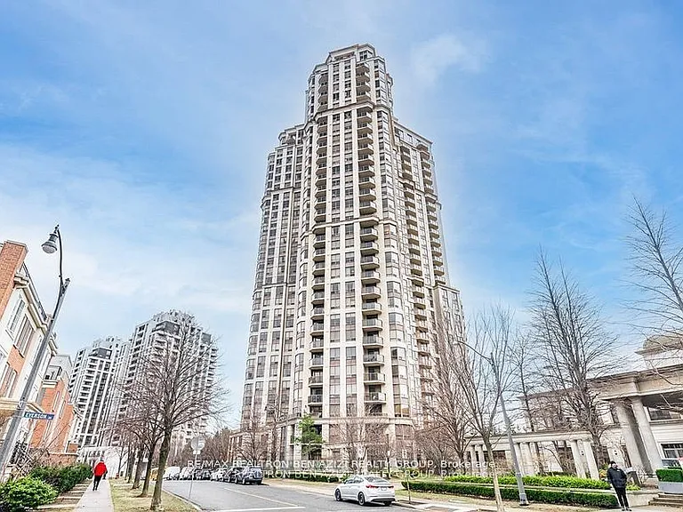 80 Harrison Garden Blvd #2324 — Photo 1