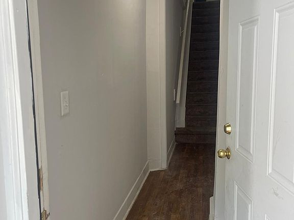 2nd image of 6007 Spruce St Floor 2
