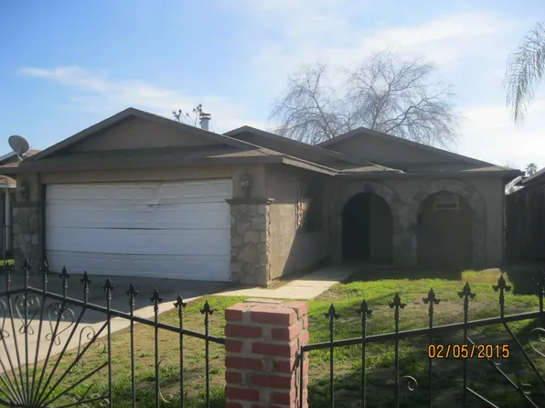 207 Wooner Dr, Arvin, CA 93203