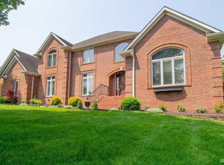 6666 Hillsgate Ct, Newburgh, IN