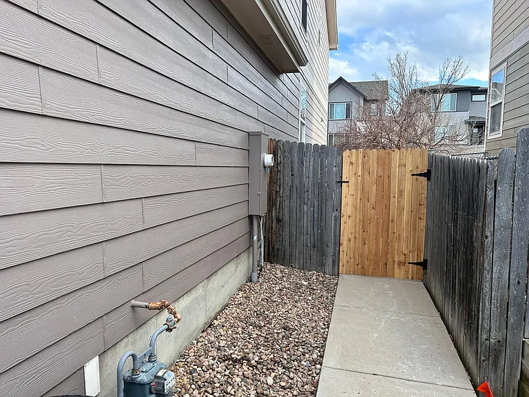 5970 Jaguar Way — Photo 9