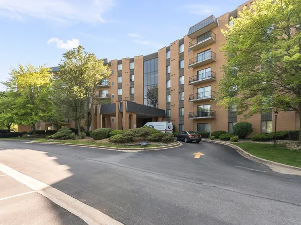 700 N Bruce Ln APT 612, Glenwood, IL 60425