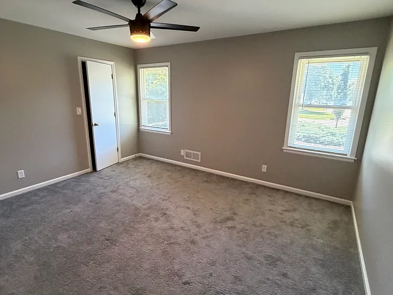 12000 W 103rd Ter — Photo 12