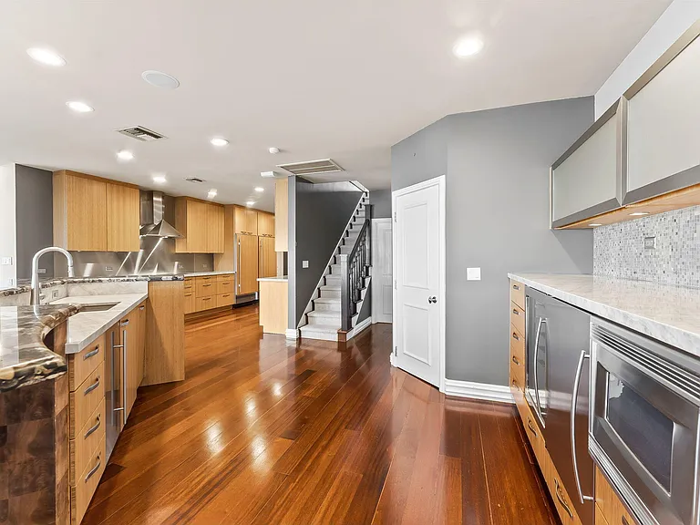 3 Isla Bahia Dr — Photo 20