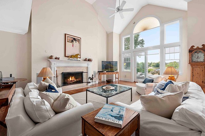 15 Linden Ln, Westhampton Beach, NY 11978 | Out East