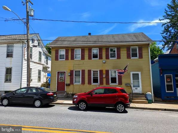 122-124 E High St, Elizabethtown, PA 17022