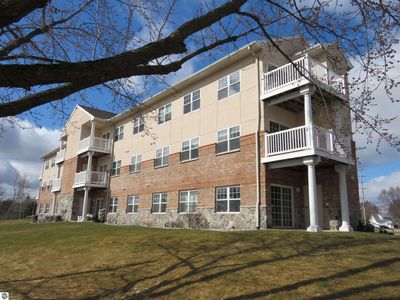 301 N Lake St UNIT 208, Cadillac, MI, 49601