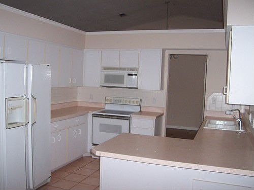 3rd image of 40 Bassett Ln