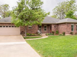 113 Park Pl, La Grange, TX 78945