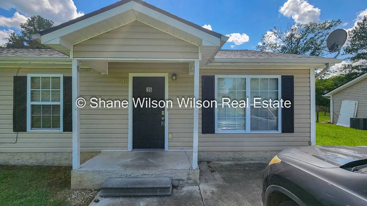 35 Allison Dr in La Fayette, GA 30728 — Photo 1