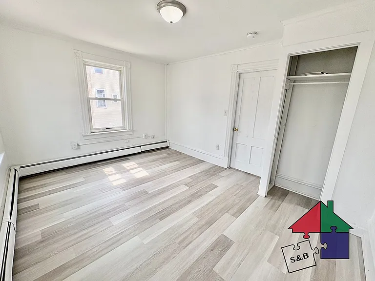 94 Malletts Bay Ave — Photo 42
