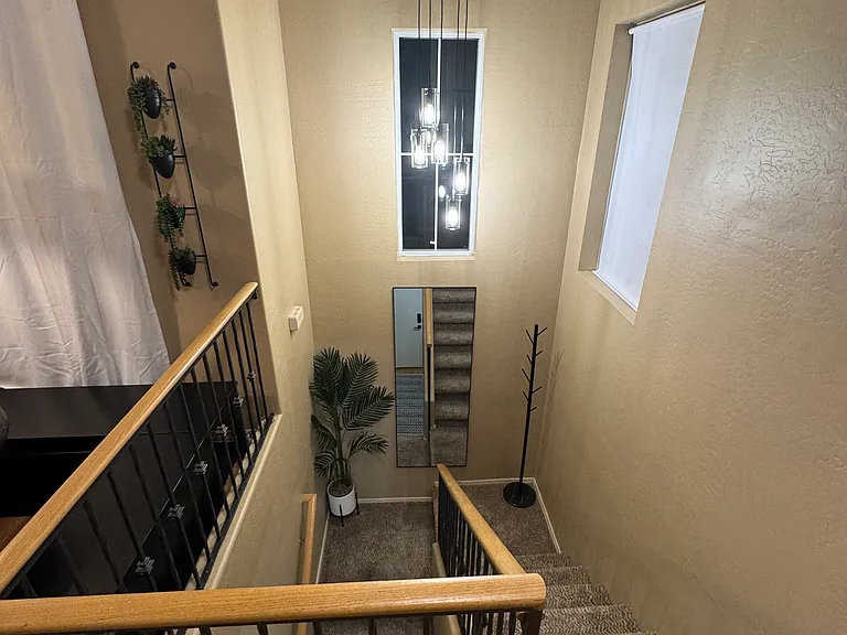 741 N Port Dr — Photo 29