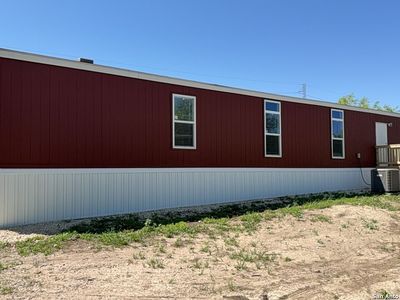 224 Forest Creek, Devine, TX, 78016