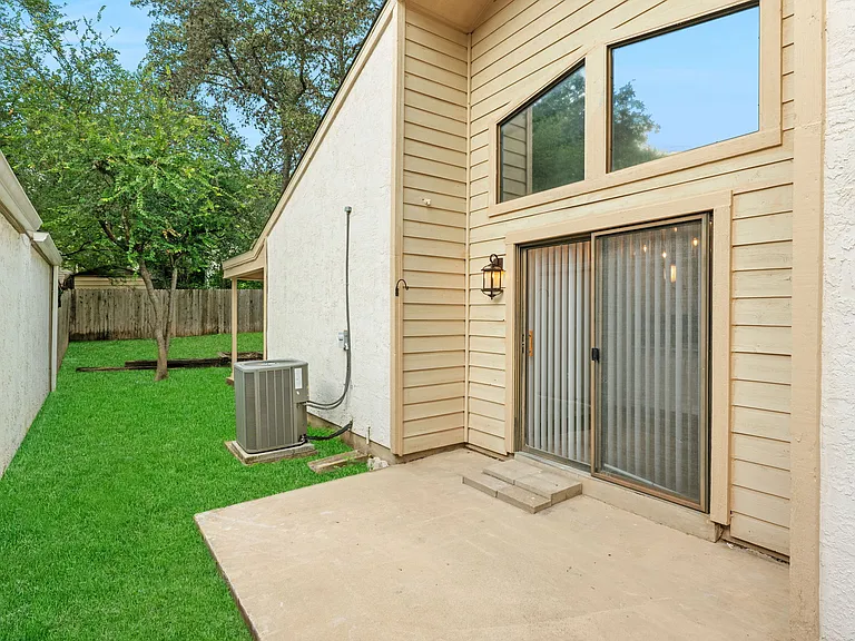 13018 Brook Garden Ln — Photo 17