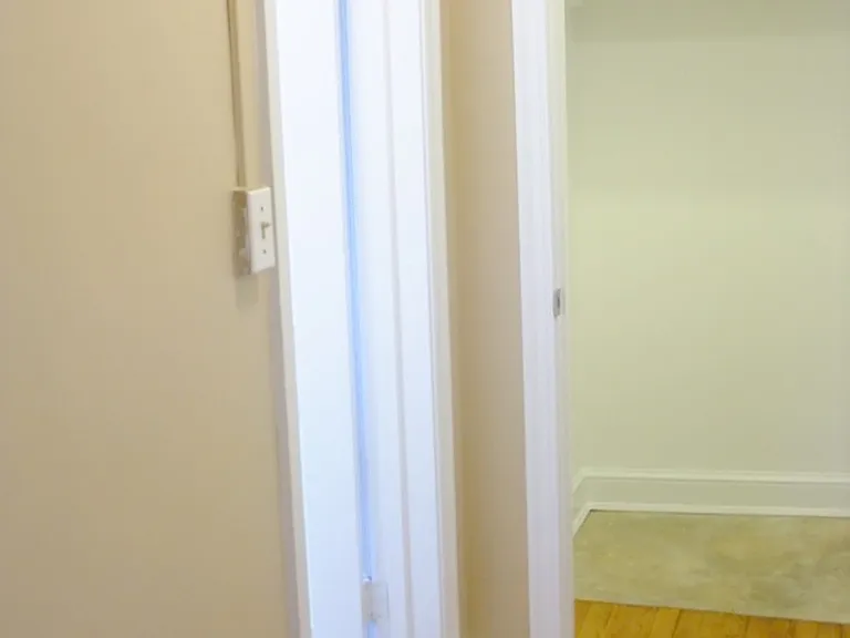 8401 Greenwood Ave — Photo 18