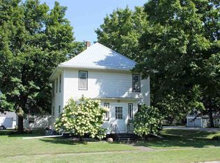 307 1st Ave, Frederika, IA 50631
