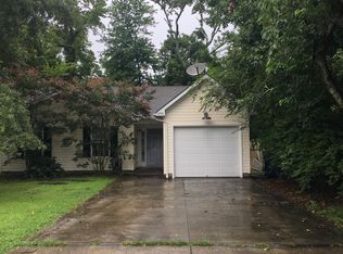 1090 Farrar St, Virginia Beach, VA 23451