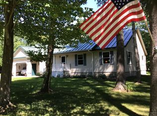 13 Russell Dr, Sidney, ME 04330