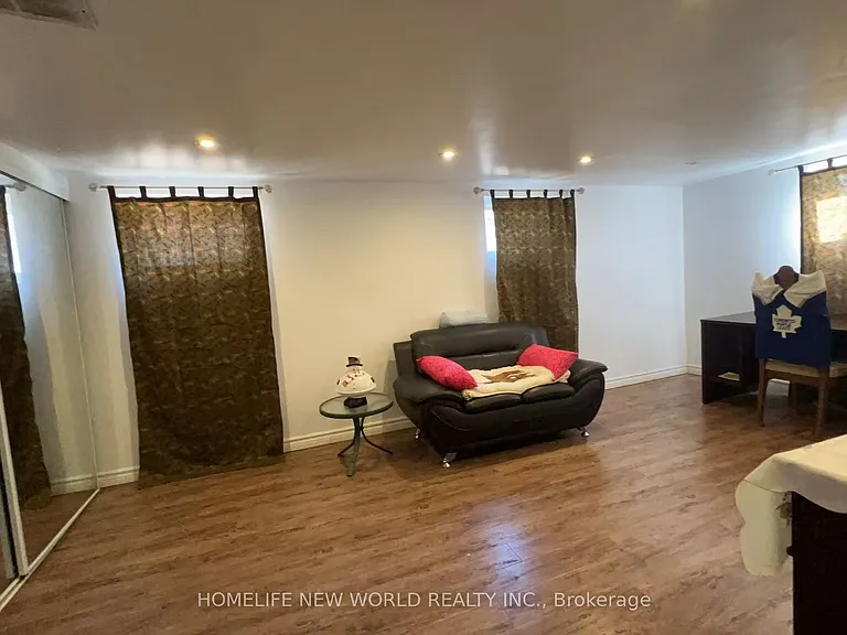 38 Ainsdale Rd — Photo 12
